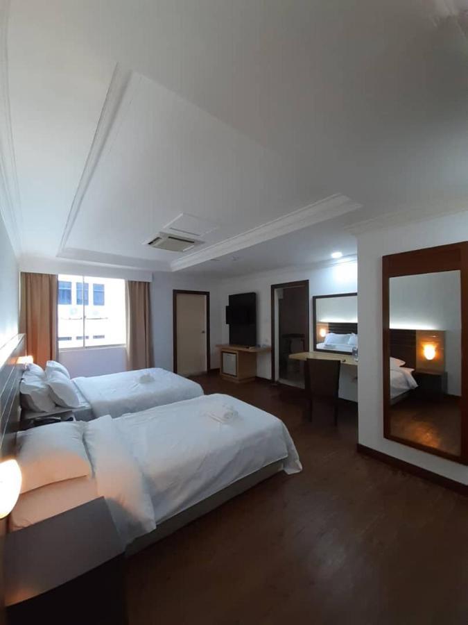 Sara Hotel Лабуан Екстер'єр фото