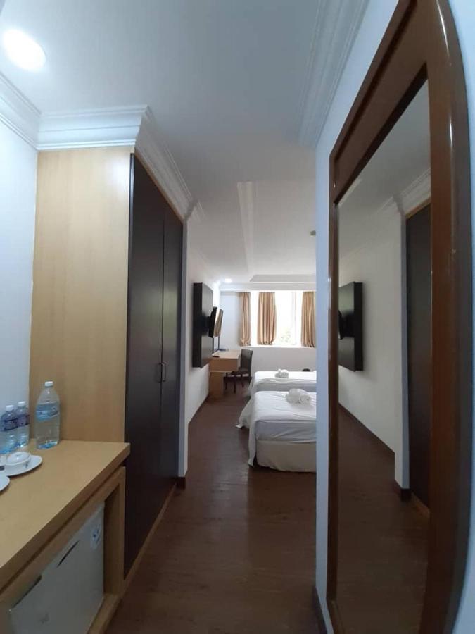 Sara Hotel Лабуан Екстер'єр фото
